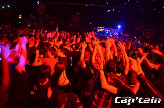 19 YEARS  - Complexe Captain